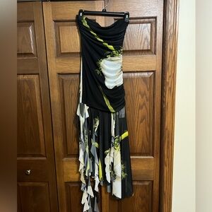 Commense Gardenia Floral Mesh Midi Dress. Size M.